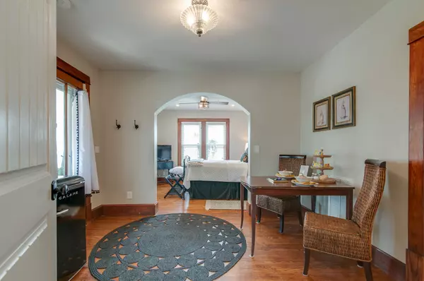 Hohenwald, TN 38462,103 S Park St