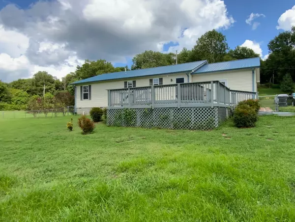 Bethpage, TN 37022,182 Paul Gregory Rd