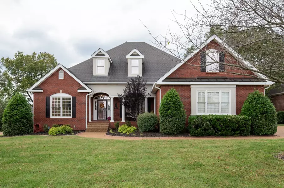 404 Five Oaks Blvd, Lebanon, TN 37087