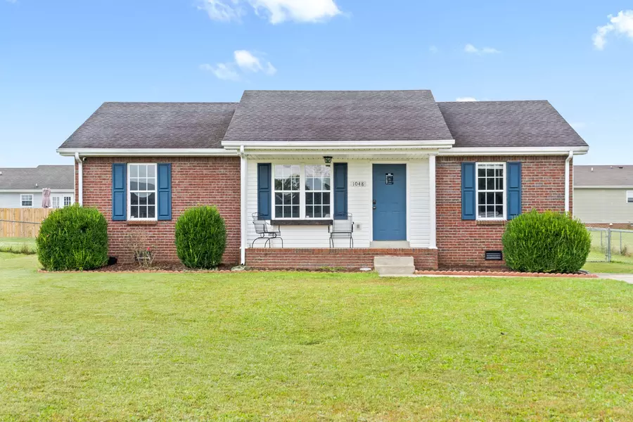 1048 E Monica Dr, Clarksville, TN 37042