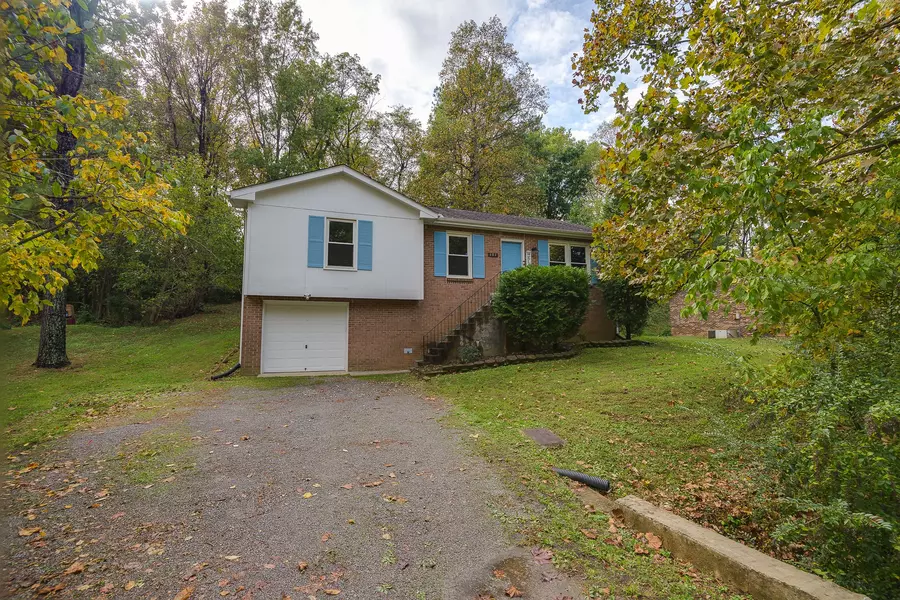 684 Frankfort Dr, Hermitage, TN 37076