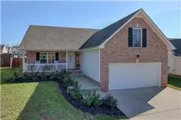 1524 Cedar Springs Cir, Clarksville, TN 37042