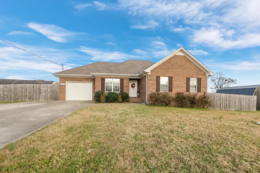 5886 Villa Way, Chapel Hill, TN 37034