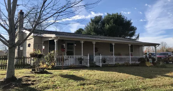 242 Union Ridge Rd, Wartrace, TN 37183