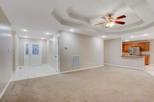 Hopkinsville, KY 42240,991 Wing Tip Cir