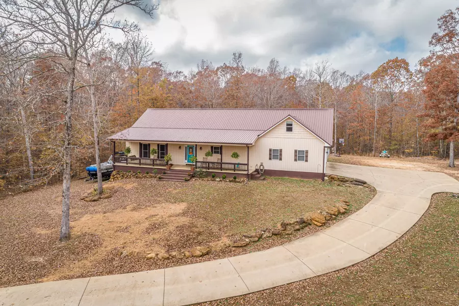 380 Beaver Ln, Parsons, TN 38363