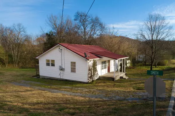 Dowelltown, TN 37059,240 Sims St