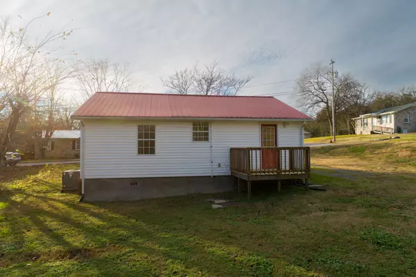 Dowelltown, TN 37059,240 Sims St