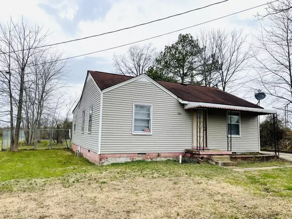 1801 College St, Springfield, TN 37172