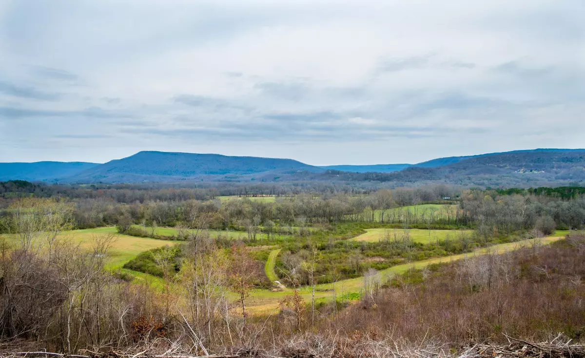 Jasper, TN 37347,7 Derek Drive