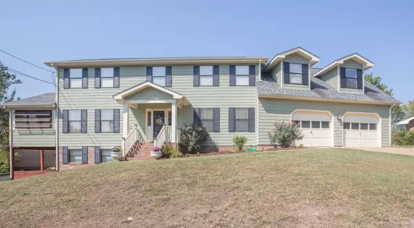 137 Angela Circle, Rossville, GA 30741