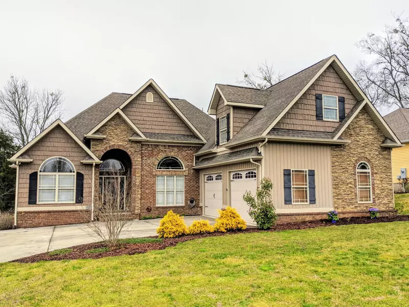 8807 Sunridge Drive, Ooltewah, TN 37363