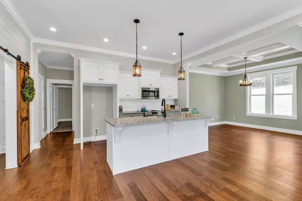 Harrison, TN 37341,8661 Woodbury Acre Court