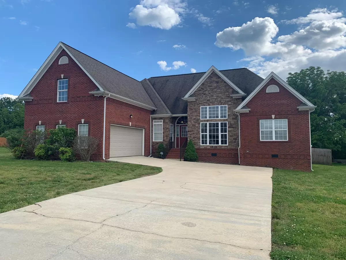 Ooltewah, TN 37363,7459 Nightfall Circle