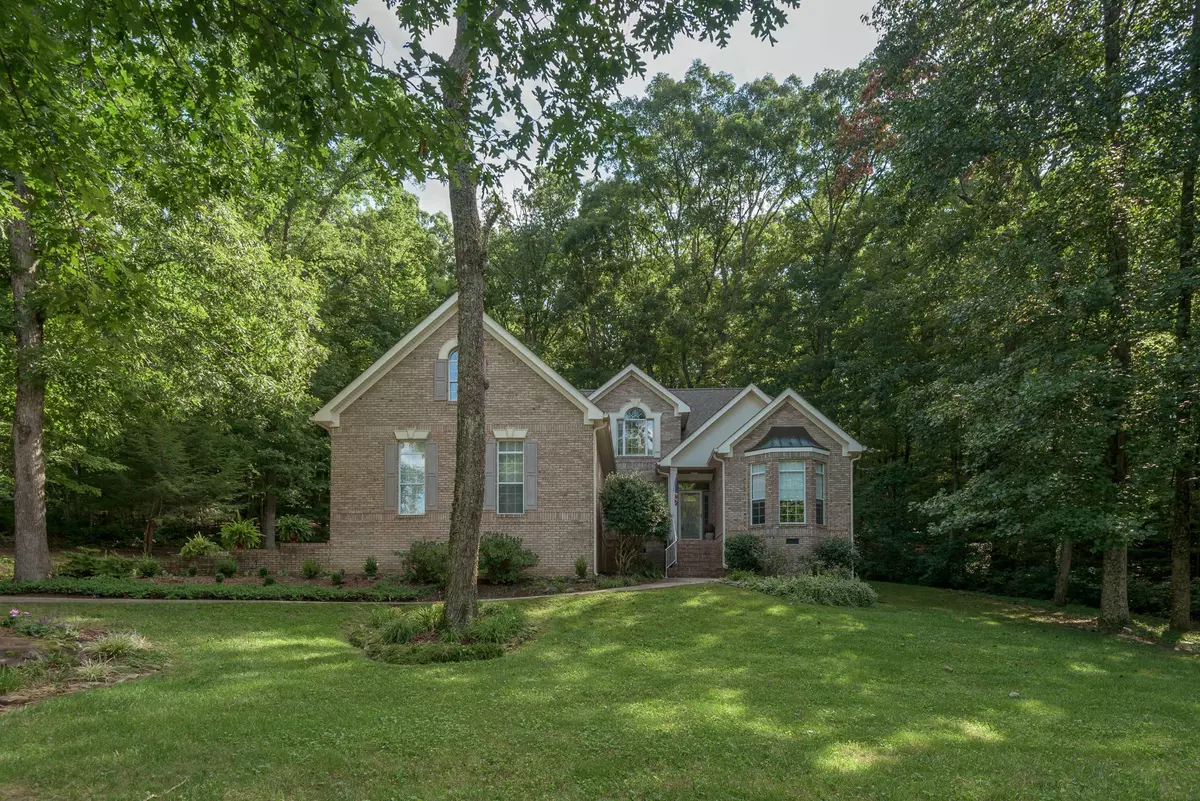 Signal Mountain, TN 37377,3832 Windtree Drive #2