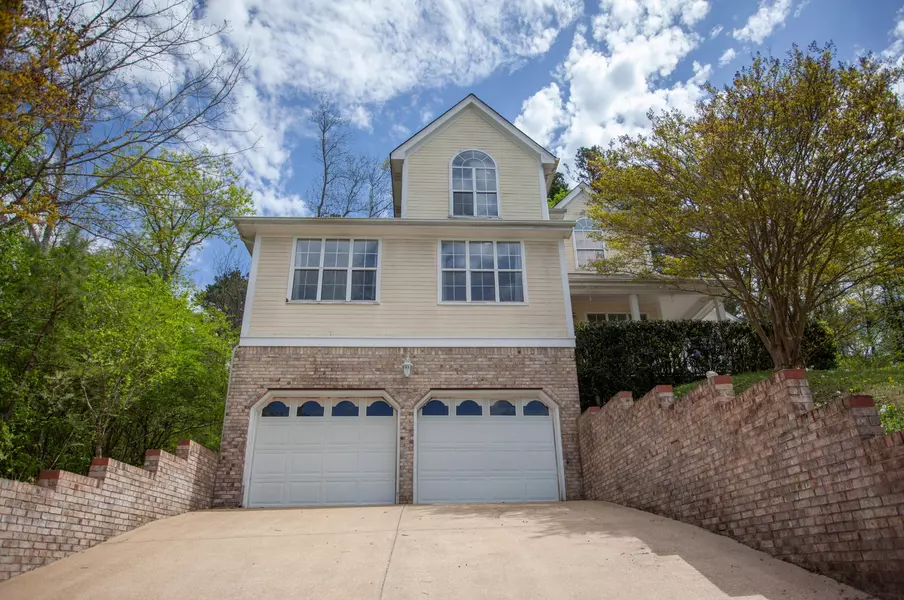 403 Cyndica Drive, Chattanooga, TN 37421