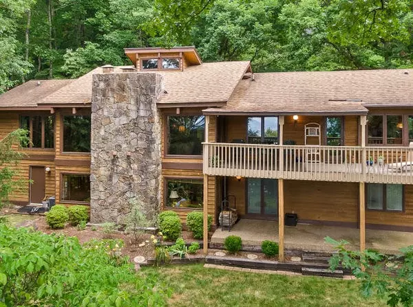 1207 Sunset Drive, Signal Mountain, TN 37377