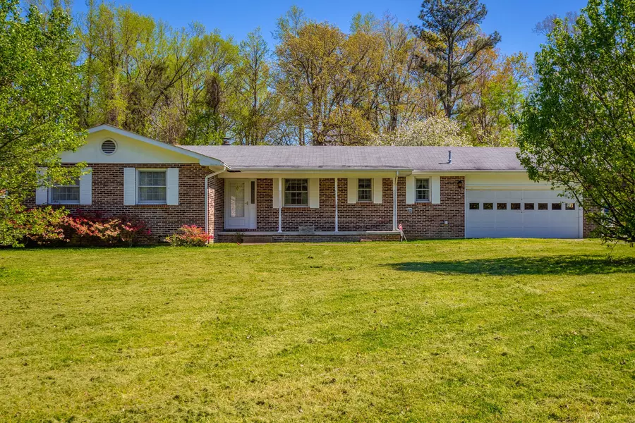 1010 Mclean Avenue, Signal Mountain, TN 37377