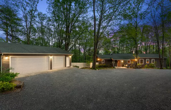 Signal Mountain, TN 37377,2930 Kell Road