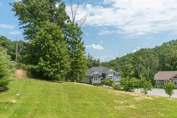 Ooltewah, TN 37363,6376 Winlerkorn Lane