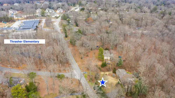 Signal Mountain, TN 37377,1210 James Boulevard