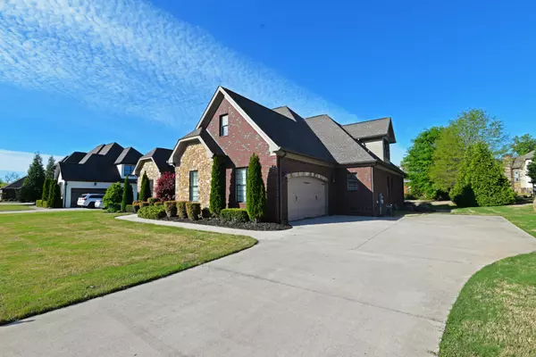 Ooltewah, TN 37363,8086 Hampton Cove Drive