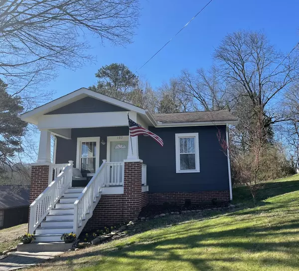 102 Pinehurst Avenue, Chattanooga, TN 37415