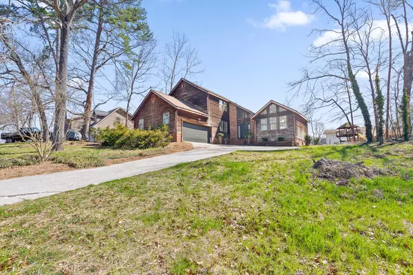 Chattanooga, TN 37421,2518 Cross Winds Lane