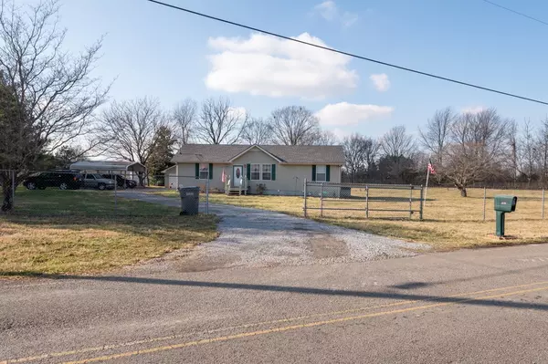 Cross Plains, TN 37049,4728 Somerville Rd