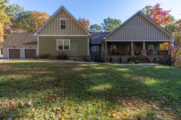 Signal Mountain, TN 37377,1453 Roberts Mill Road