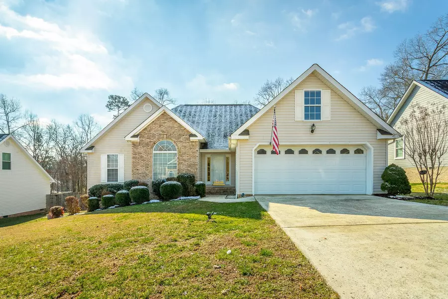 10028 Baker Boy Drive, Ooltewah, TN 37363