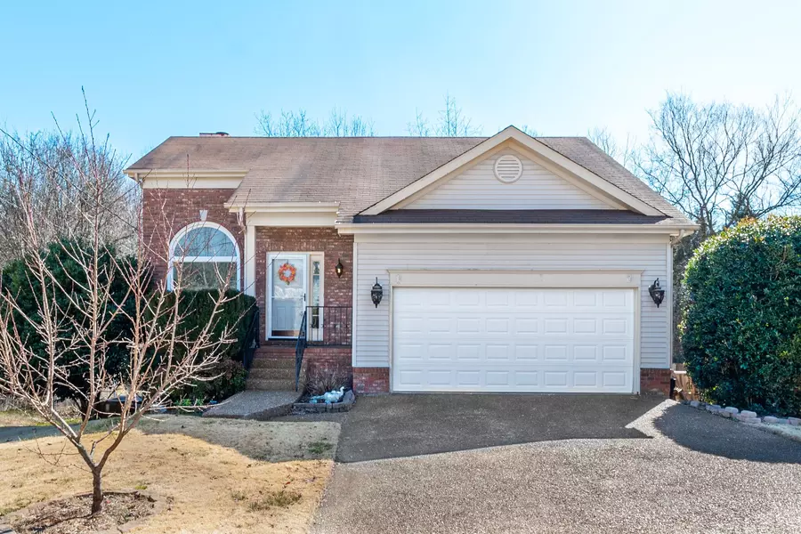 1907 Wax Wing Ct, Mount Juliet, TN 37122