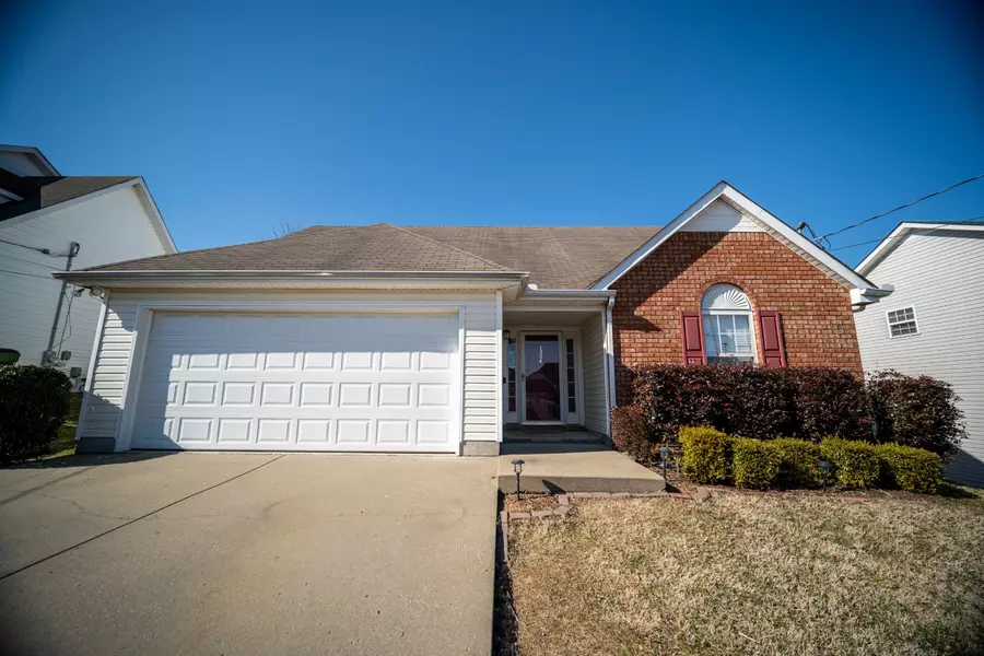 1224 Shannon Ln, La Vergne, TN 37086