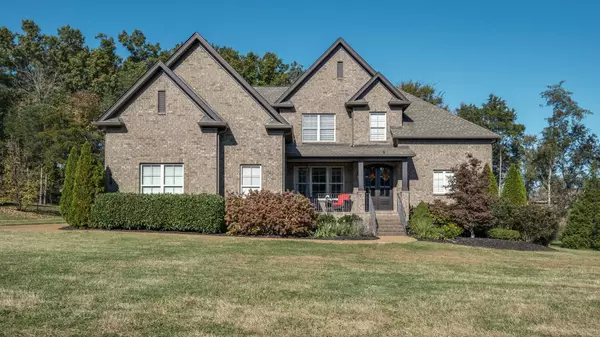 824 Piccadilly Dr, Nolensville, TN 37135