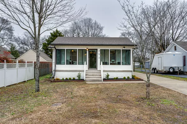 202 East Avenue, Goodlettsville, TN 37072