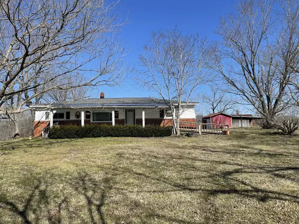 1755 Taylor Town Rd, White Bluff, TN 37187