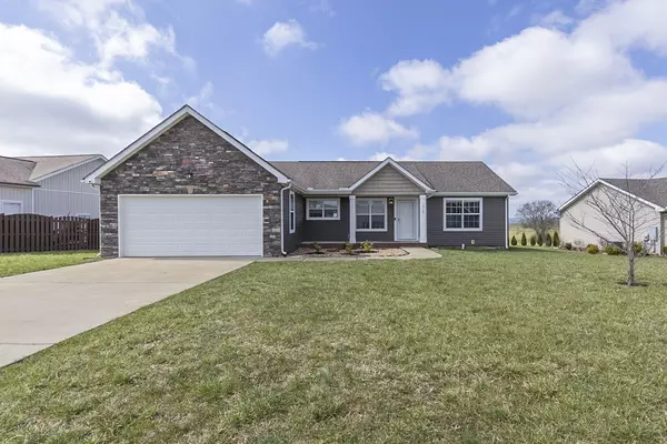 1009 McCormick Xing, Spring Hill, TN 37174