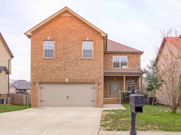 1262 Snowball Ln, Clarksville, TN 37042