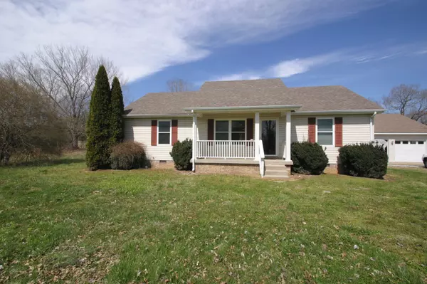 3006 E Stone Creek Trl, Greenbrier, TN 37073