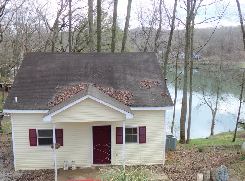 477 Lake Logan Rd, Ardmore, TN 38449