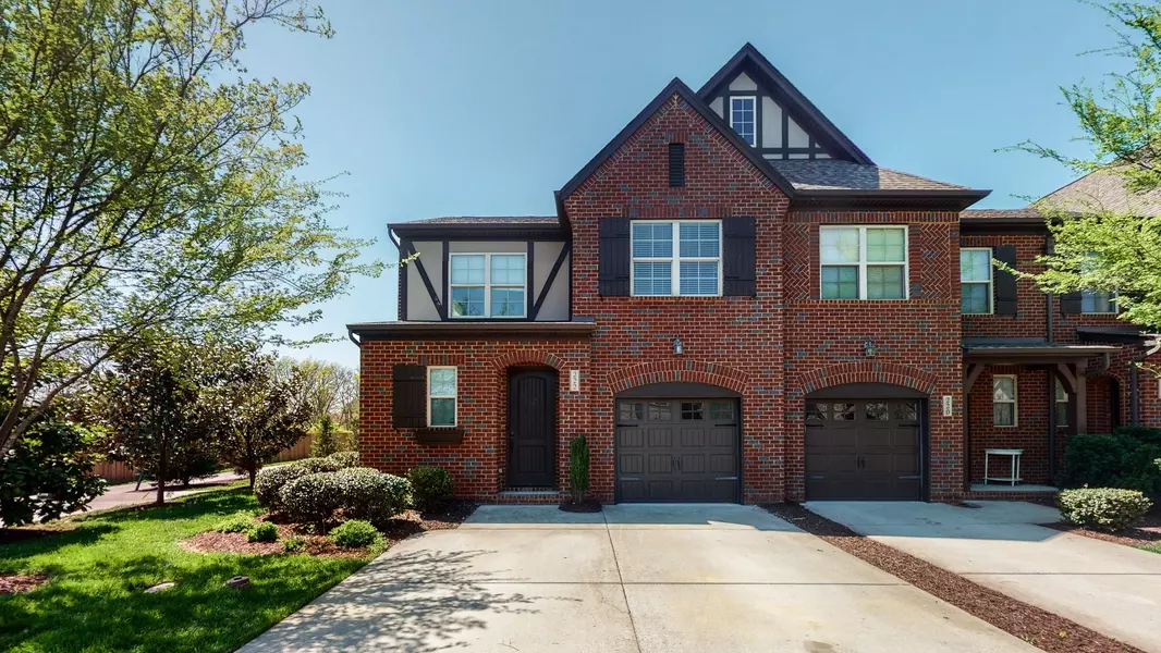 222 Bixby Private Ln, Hendersonville, TN 37075