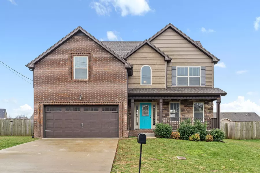 1006 Sunrise Dr, Clarksville, TN 37042