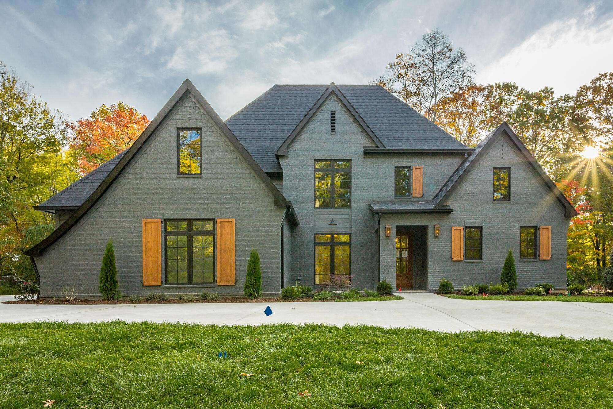 218 N Palisades Drive, Signal Mountain, TN 37377