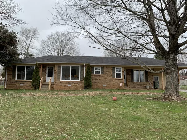 306 Susanne St, Lawrenceburg, TN 38464