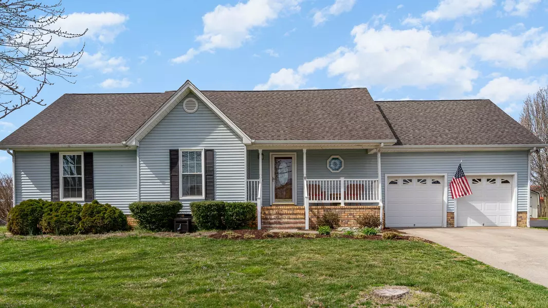 108 Westfield Dr, Columbia, TN 38401