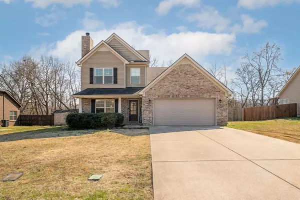 1023 Pinnacle Hills Dr, Murfreesboro, TN 37128