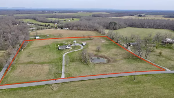 Bradyville, TN 37026,4309 Hollow Springs Rd