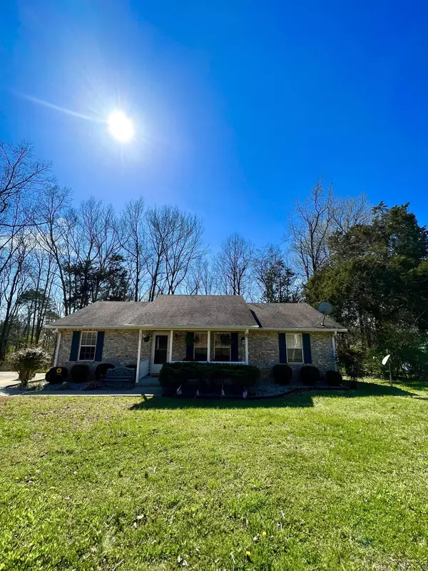 1014 Chris Dr, Portland, TN 37148