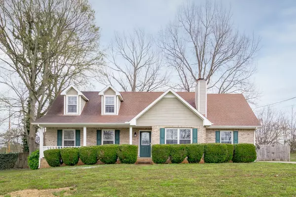 2203 Jan Dr, Clarksville, TN 37043