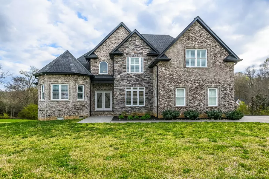 106 Mallard Pointe, Lebanon, TN 37087